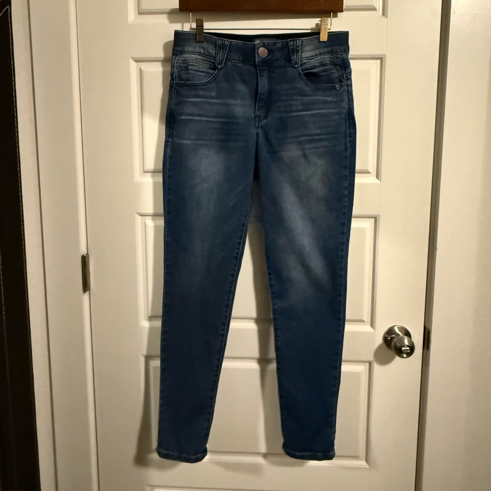 Democracy Dark Blue “Ab”solution Jeans - Size 8 - Discounted Shipping